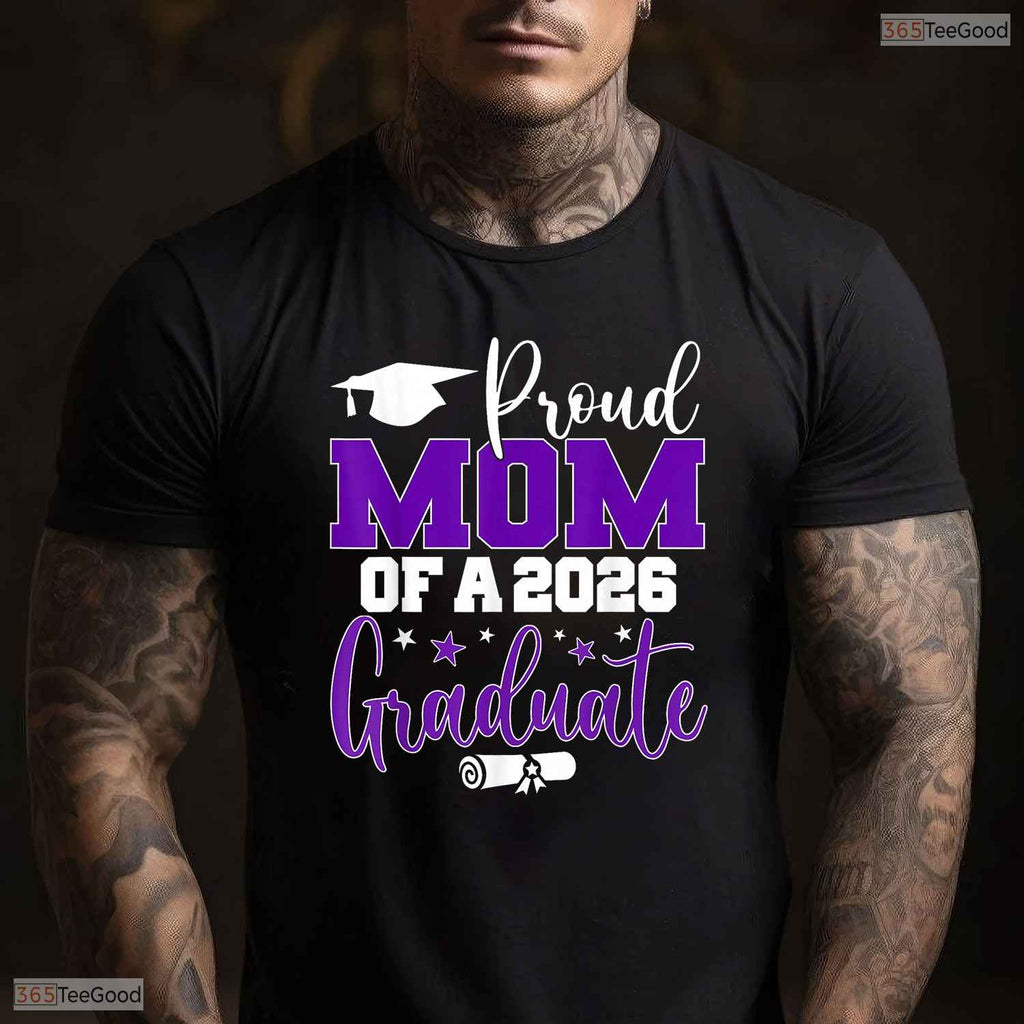 Senior Mom 2026 Proud Mother Of A Class Of 2026 Graduate Family Photo T-Shirt