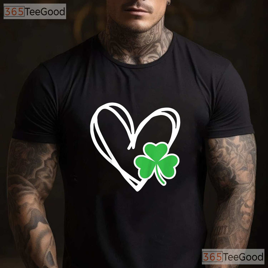 Girls Heart Shamrock St Patricks Day T-Shirt Cute Toddler Baby Kids Tee