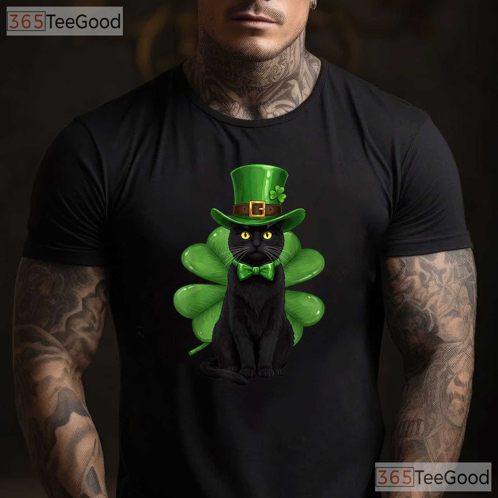 Black Cat Shamrock St Patricks Day T-Shirt Funny Kitten Pet Lover Tee