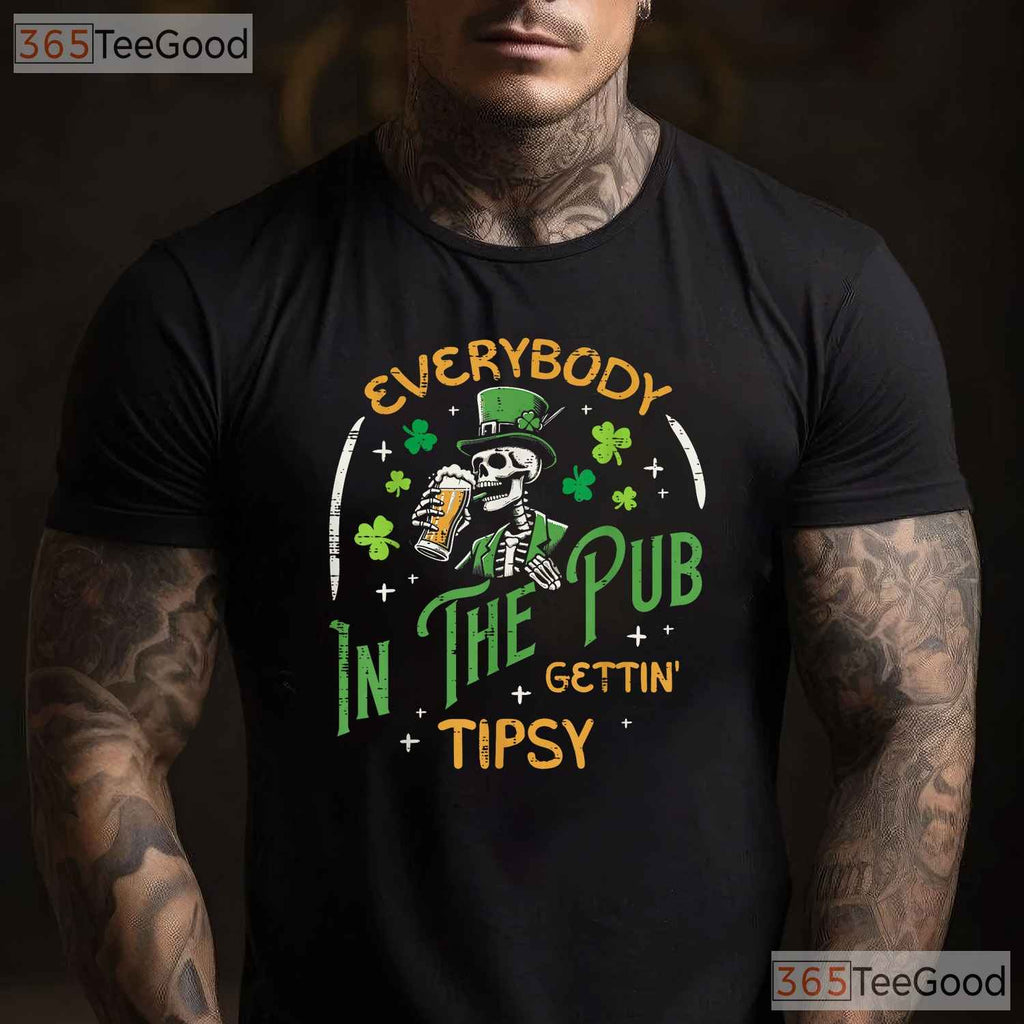 Inside Everybody Is Irish St Patricks Day T-Shirt Skeleton X Ray Men Tee