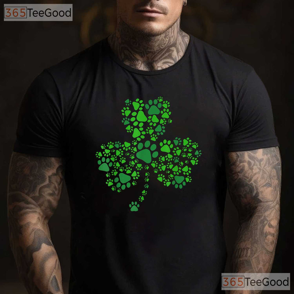 Lucky Dog Paw Shamrock St Patricks Day T-Shirt Cute Puppy Animal Lover Pet Tee