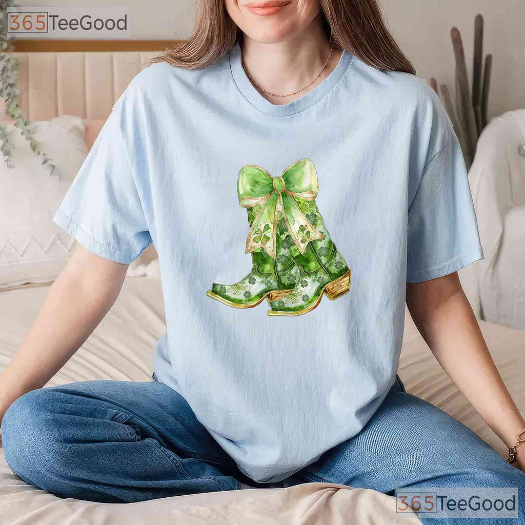 Coastal Cowgirl Boots St Patricks Day T-Shirt Western Pink Bow Aesthetic Tee