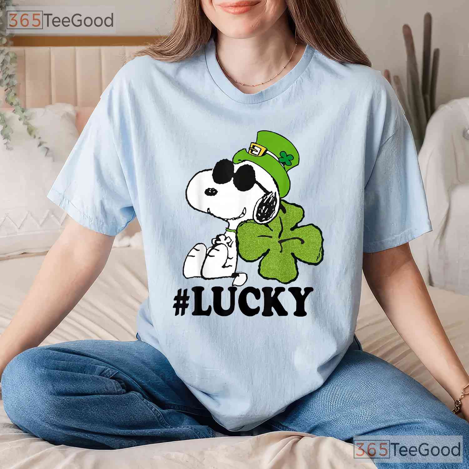 Peanuts Snoopy Lucky Clover St Patricks Day T-Shirt Woodstock Irish Tee