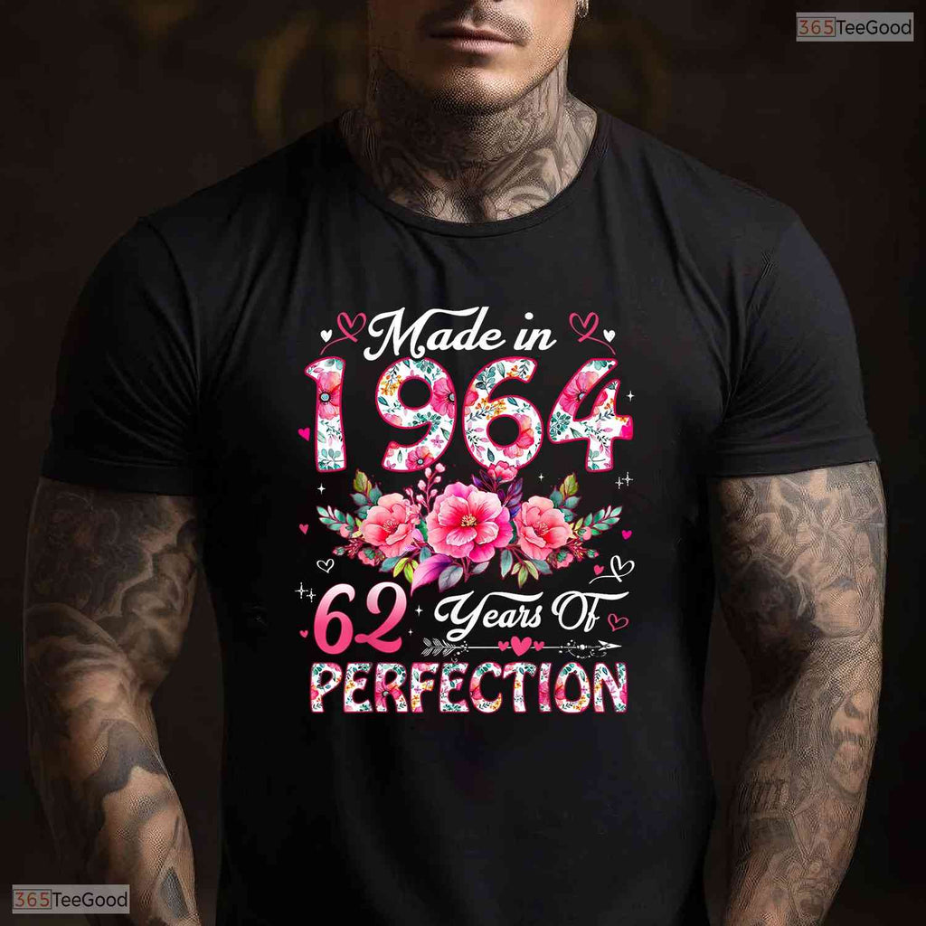 Made In 1964 Floral 62nd Birthday Women T-Shirt- Unique May Birthday Shirt Gift