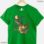 90s Retro Black Pug Howling Moon Dog Mom Mothers Day T-Shirt Present For Women