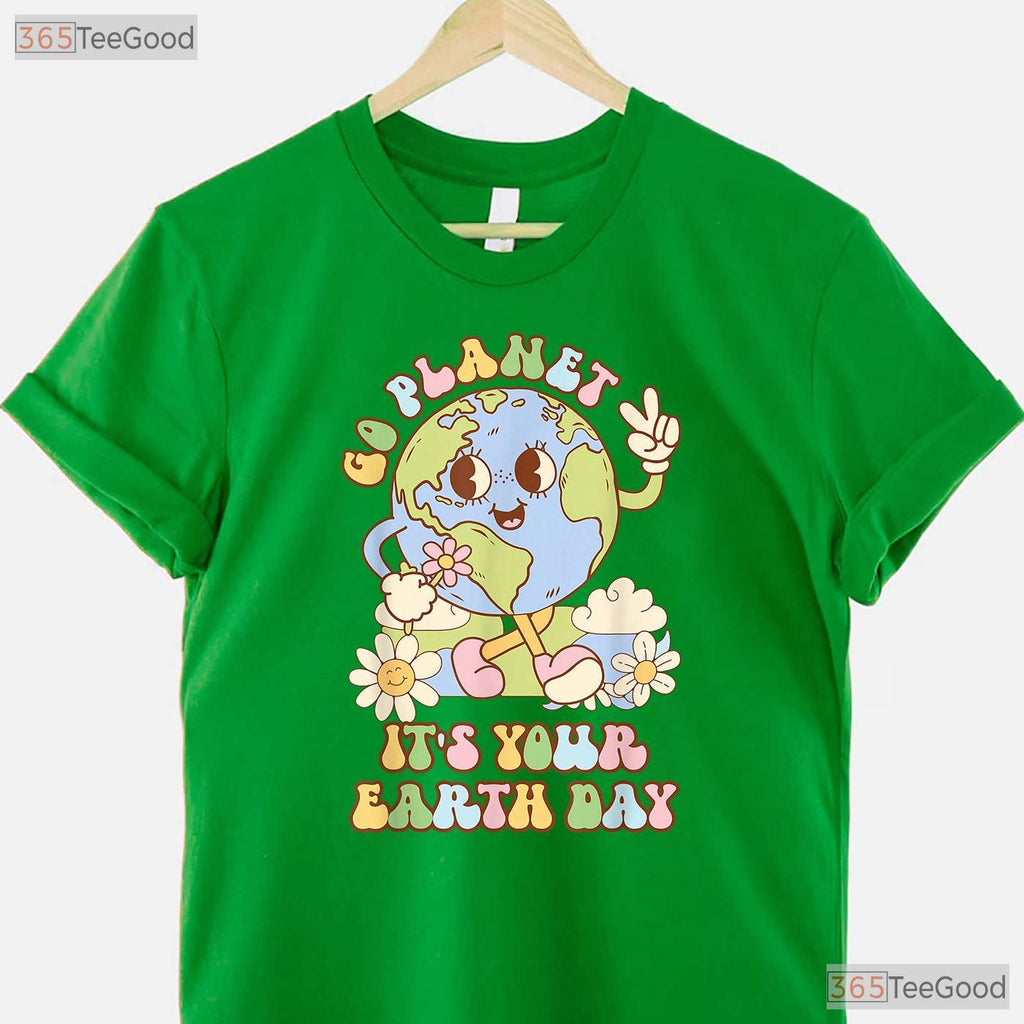 Go Planet Its Your Earth Day 2026 T-Shirt Teacher Kids Retro Funny Birthday Earth