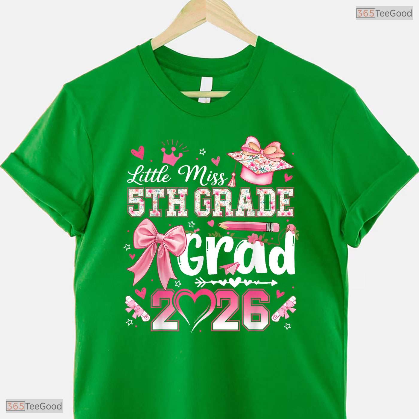 Cute Little Miss 5th Grade Grad 2026 Girls Kids Graduation Ceremony T-Shirt