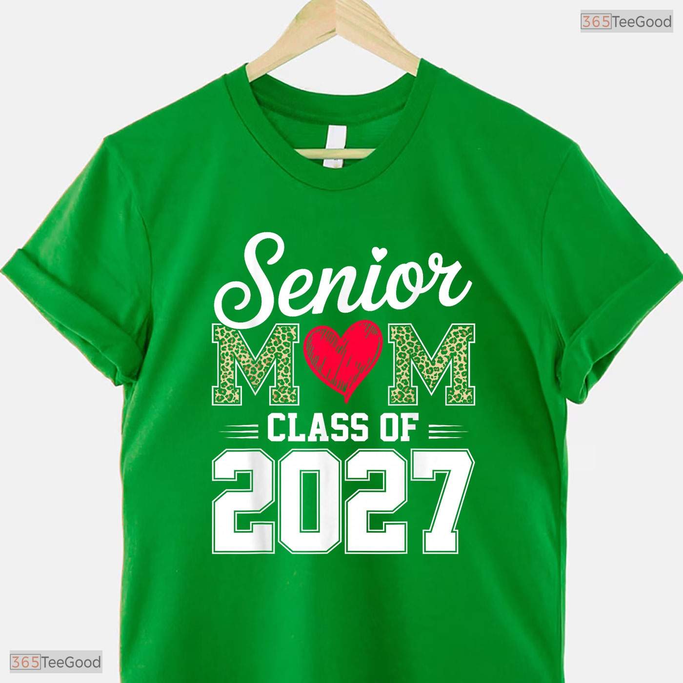 Supportive Senior Mom Class Of 2027 Proud Mom Of A 2027 Graduate Family T-Shirt