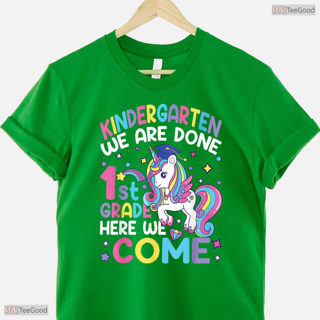 Cute Unicorn Kindergarten Graduation Class Of 2026 Moving Up Girls T-Shirt
