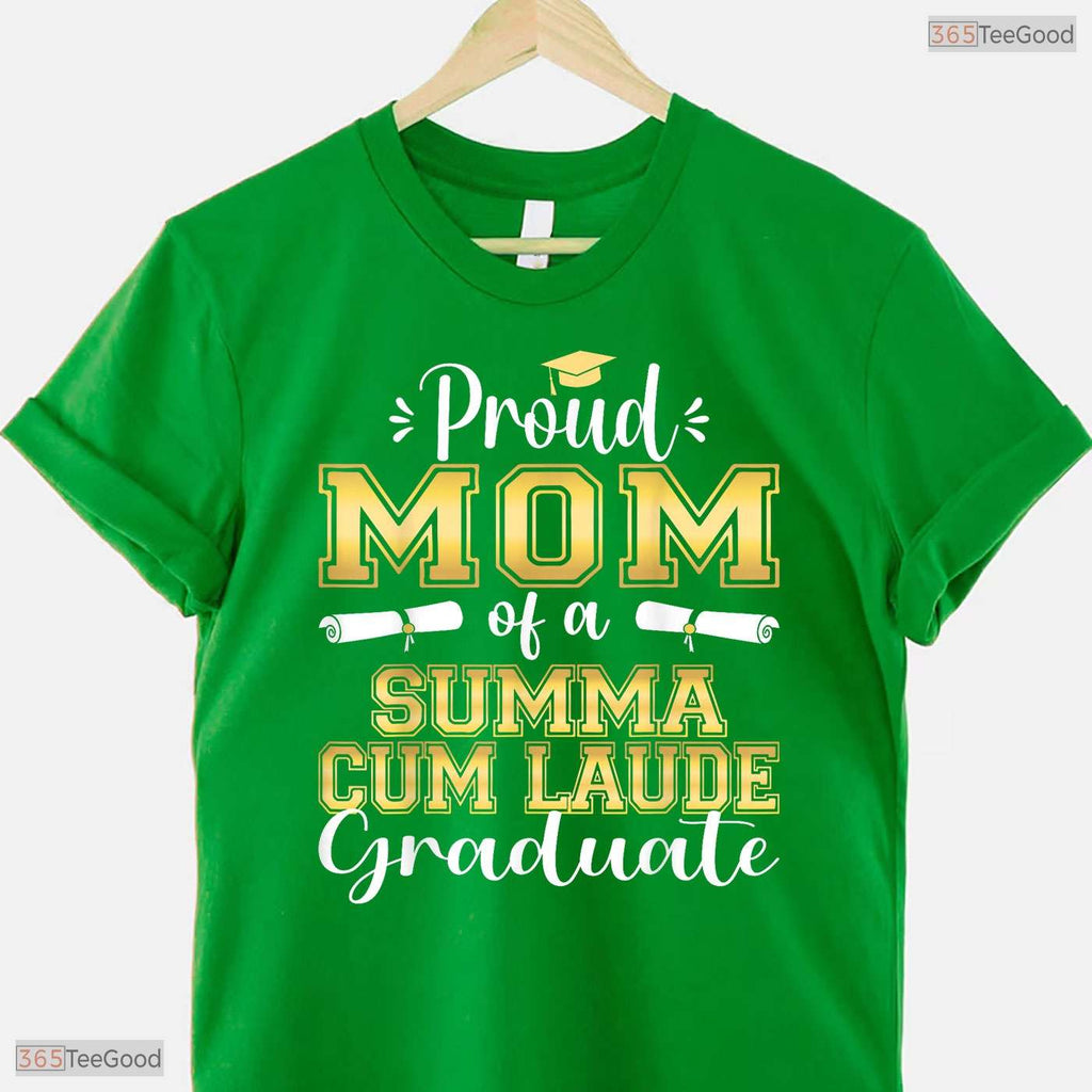 Proud Mom Of A 2026 Summa Cum Laude Graduate College Honors Degree Shirt