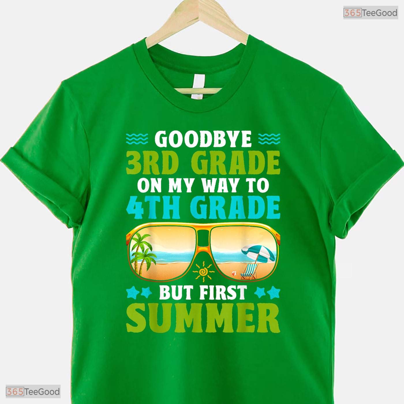 Goodbye 3rd Grade Hello 4th Grade Hello Summer Youth Graduation T-Shirt