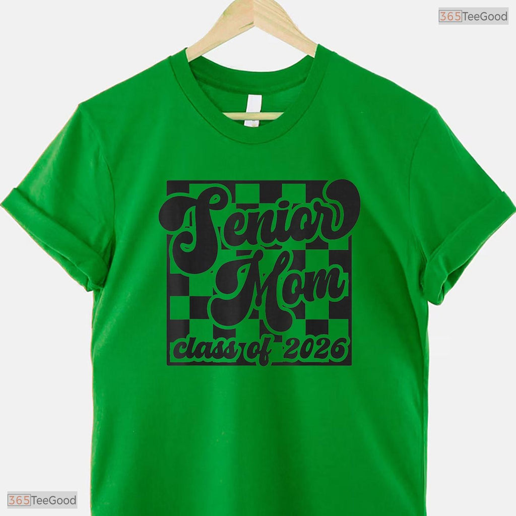 Retro Senior Mom Class Of 2026 Proud Mama Of A High School Graduate T-Shirt