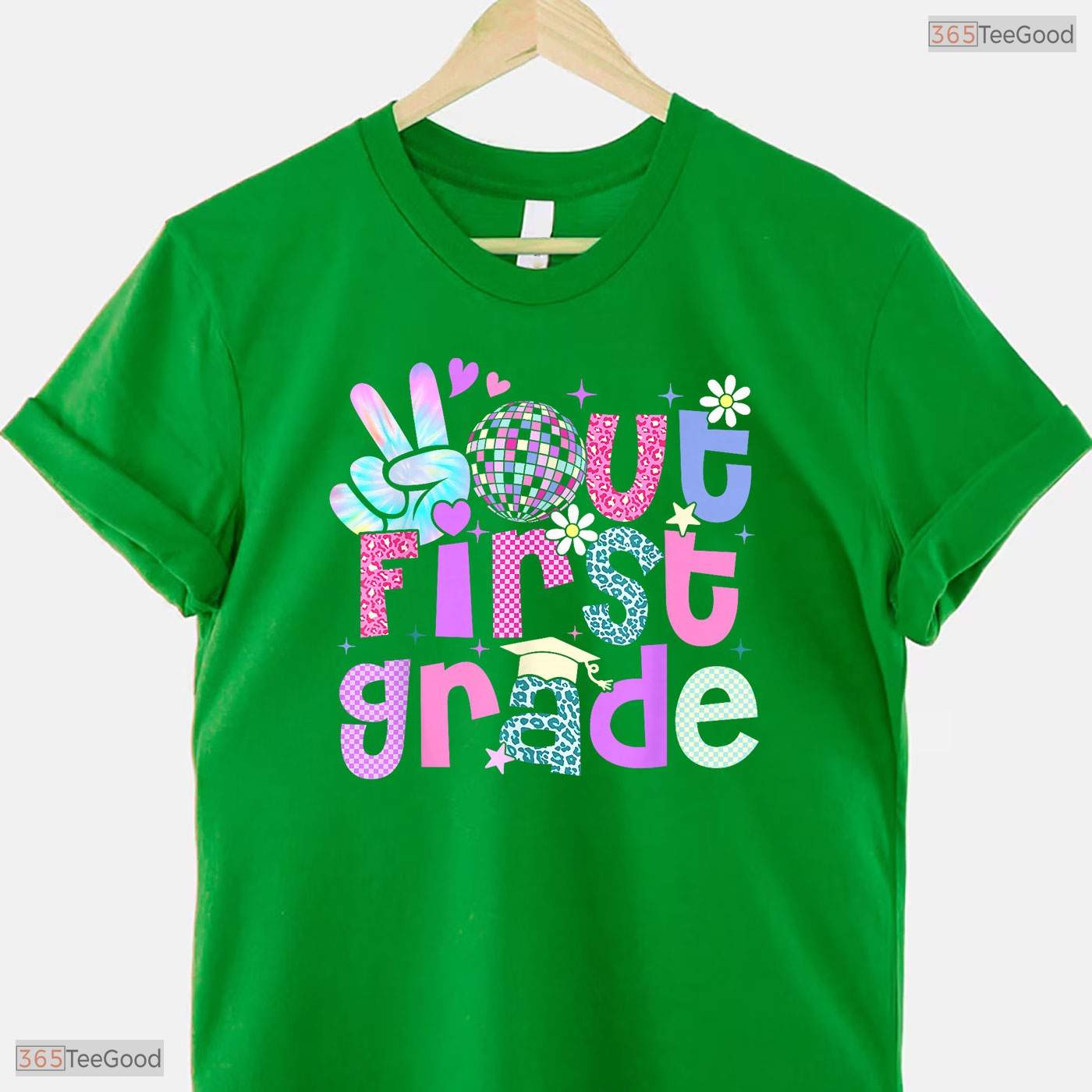 Peace Out First Grade Leopard Print Last Day Of 1st Grade Moving Up Ceremony T-Shirt