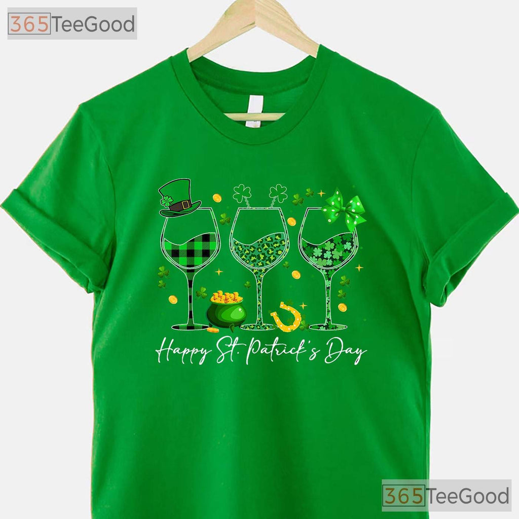 Leopard Shamrock Wine Glasses St Patricks Day T-Shirt Funny Drinking
