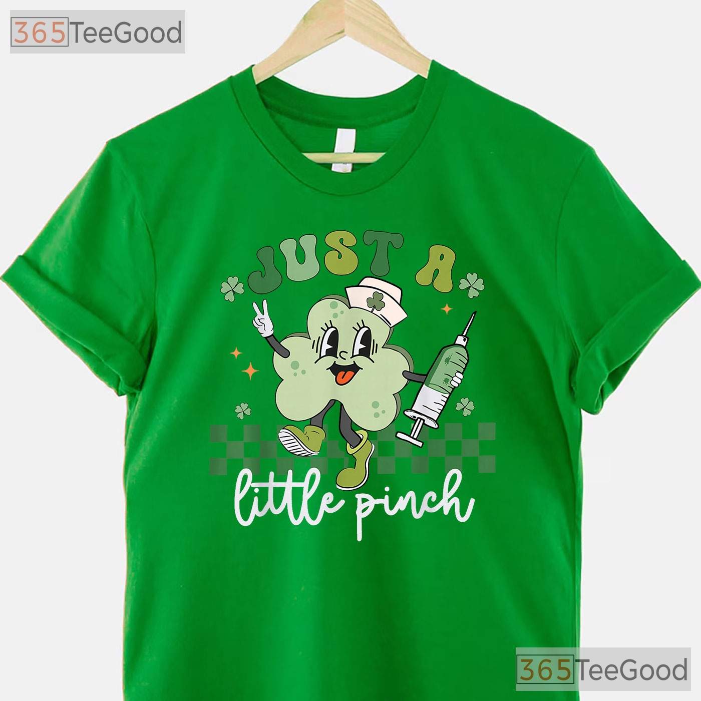 Just A Little Pinch Nurse St Patricks Day T-Shirt Funny Syringe Irish RN Tee