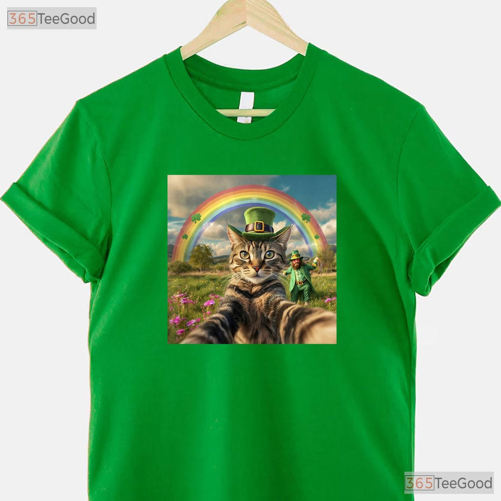 Cat Selfie With Leprechaun St Patricks Day T-Shirt Funny Photo Irish Tee