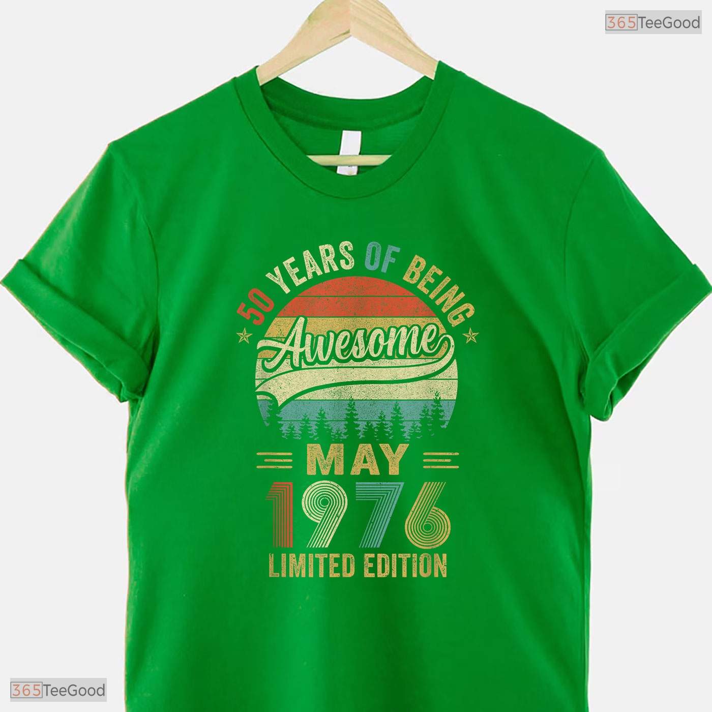 Vintage May 1976 Retro 50 Years Old 50th Birthday T-Shirt For Men And Women