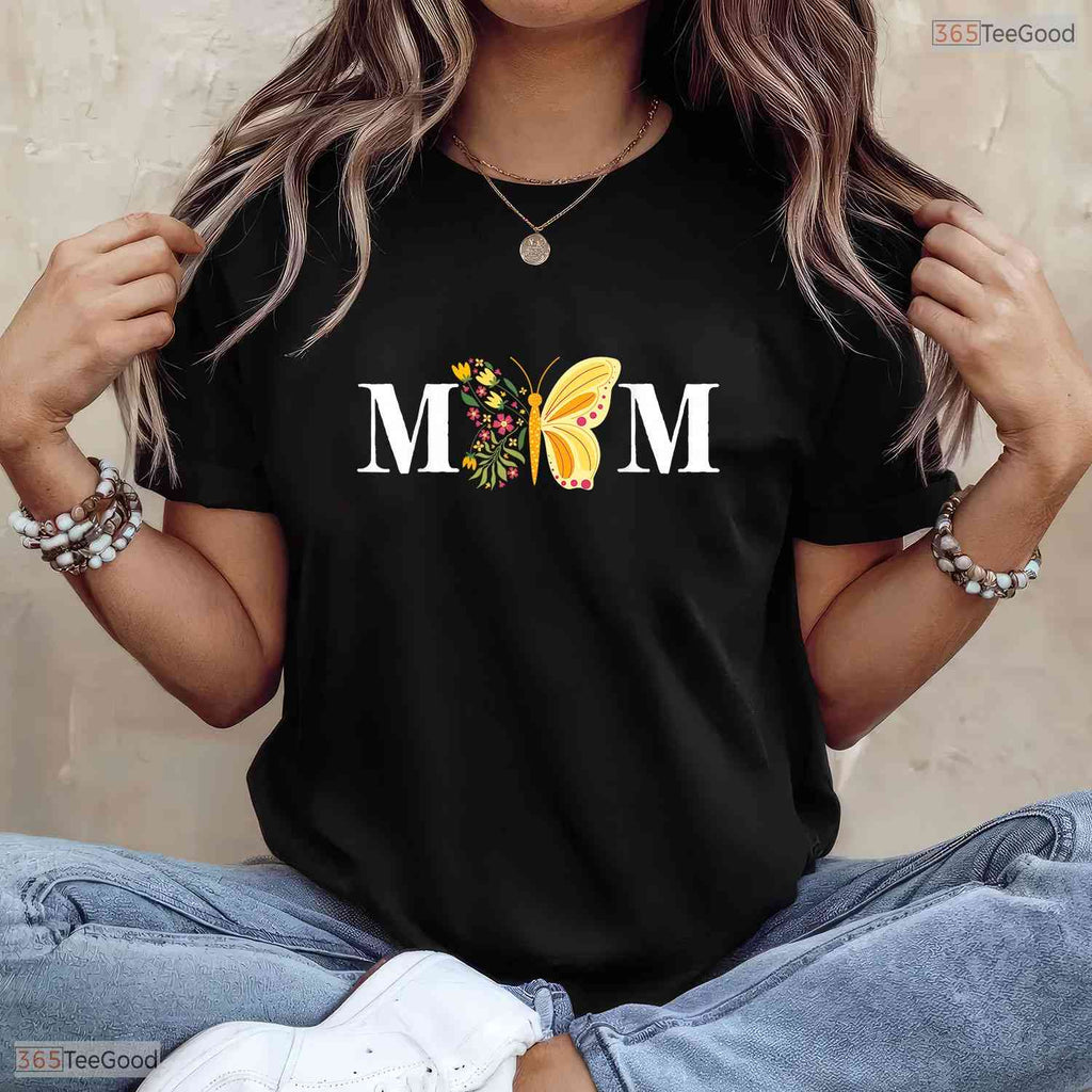 Cute Butterfly Mom Insect Flower Mama Mommy Mothers Day T-Shirt Gift For Women