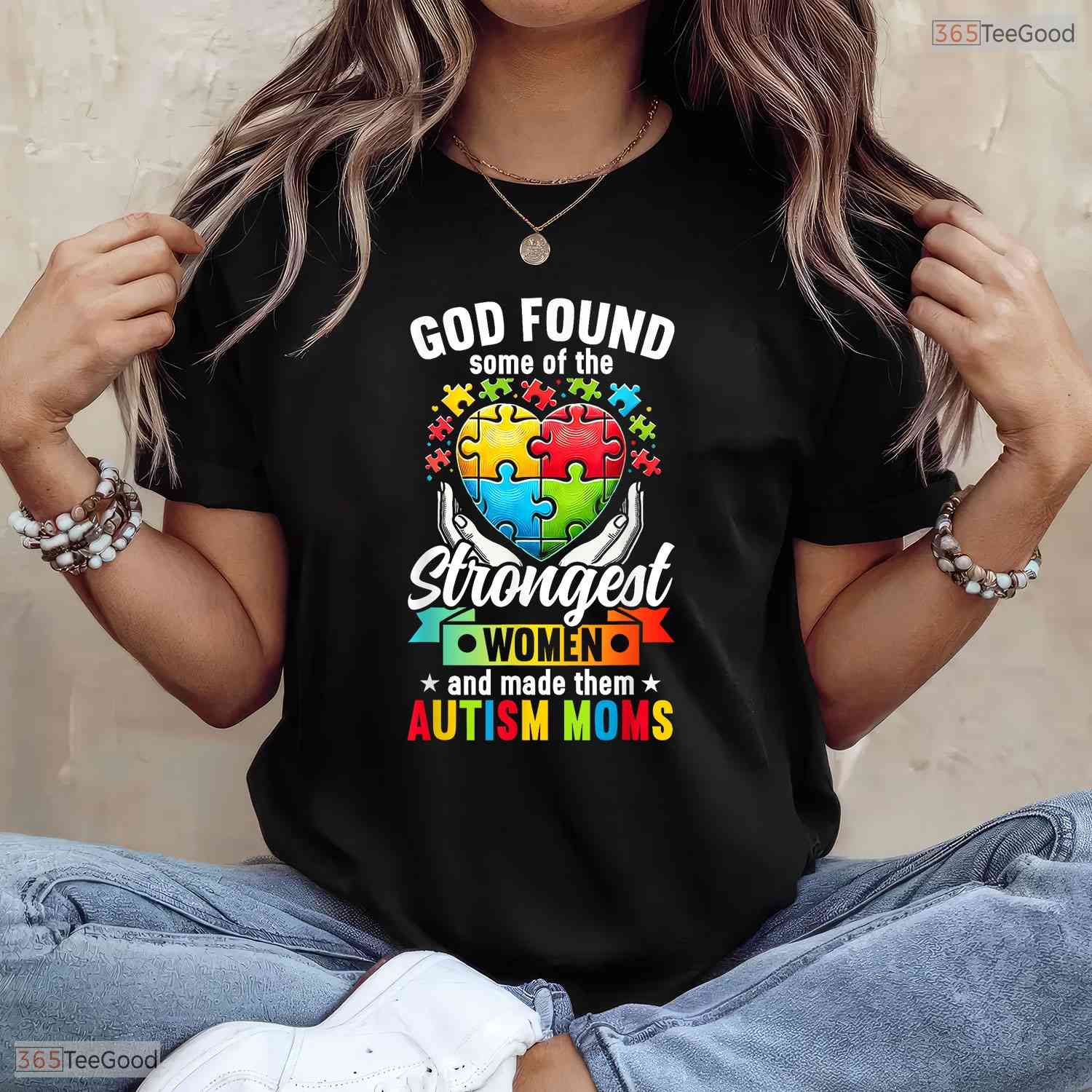 Strongest Autism Mom God Found Strongest Women Mothers Day T-Shirt Awareness