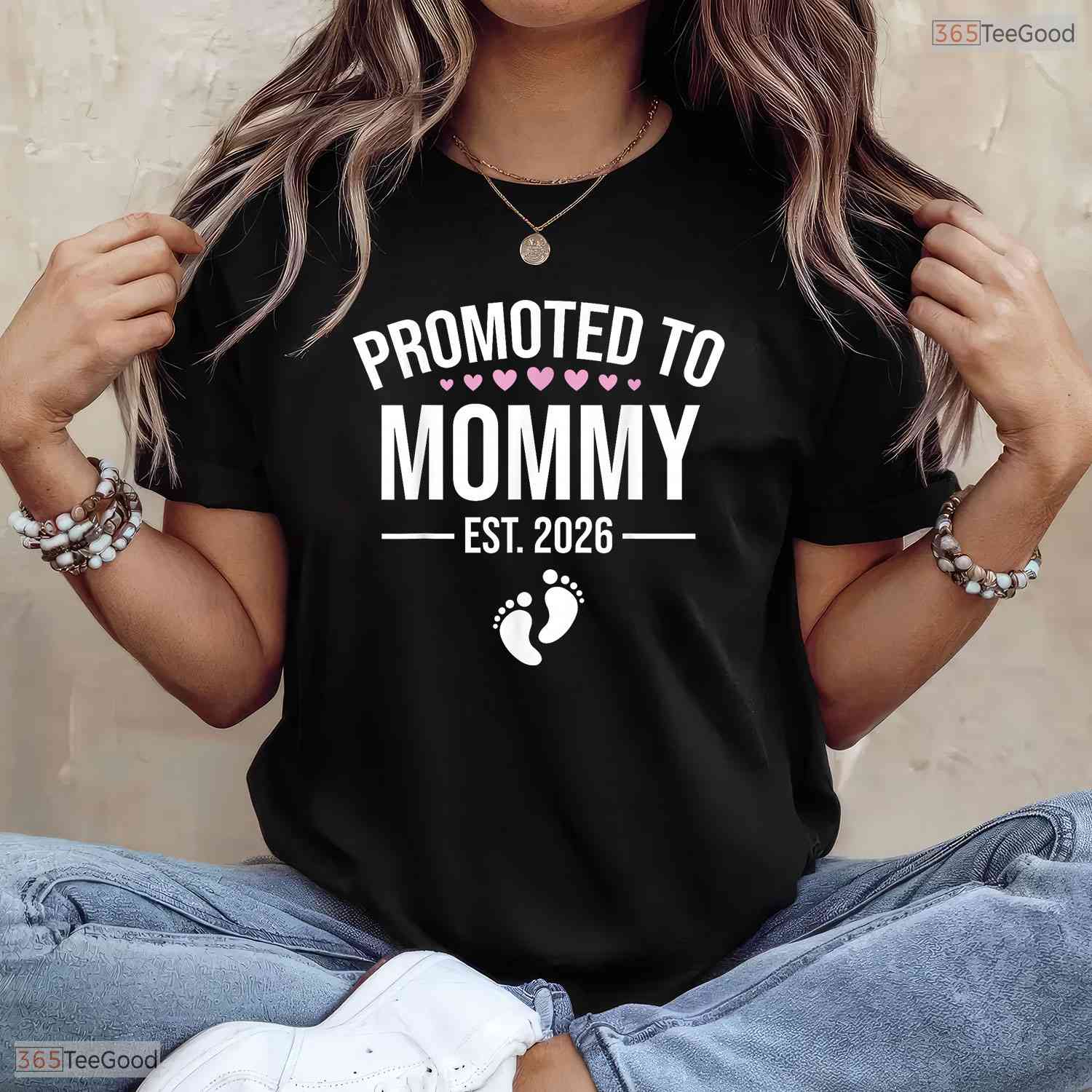1st Time Mom EST 2026 First Mothers Day T-Shirt Best New Mommy Gift Ideas