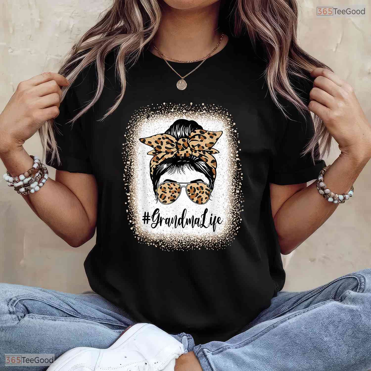 Grandma Life Leopard Messy Bun Grandma Mothers Day T-Shirt Gift For Women