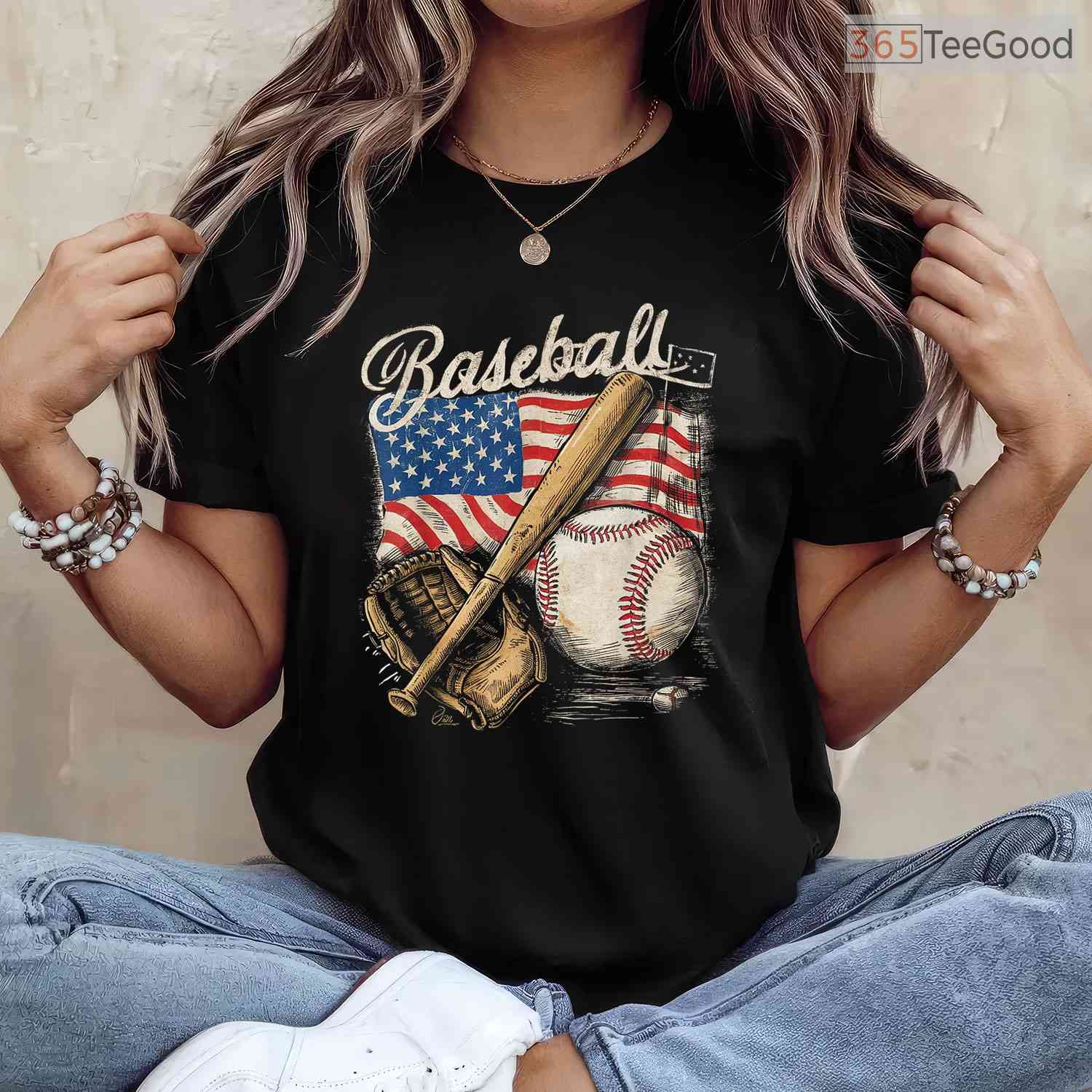 American Flag Baseball Player Bat Fan T-Shirt USA Catcher Pitcher Sport Tee