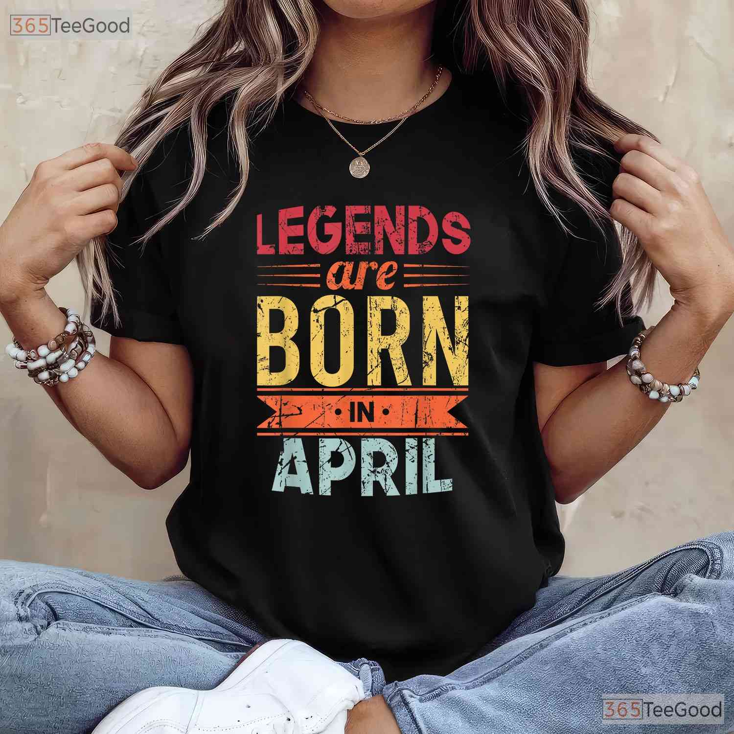 Legends Are Born In April T-Shirt - Classic April Birthday Tee - Gift For Men And Women