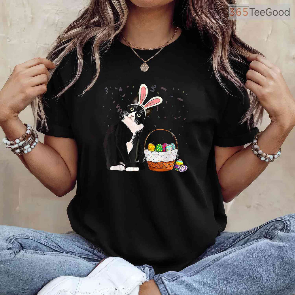 Easter Day Cat Bunny Ears Eggs T-Shirt Funny Men Women Happy Easter Kitty Tee
