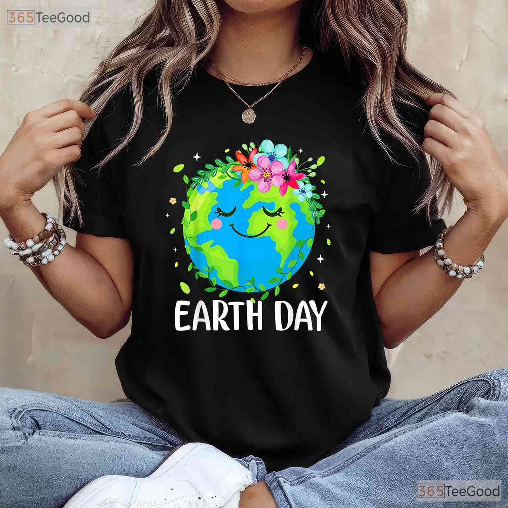 Floral Earth Day 2026 T-Shirt Gifts Unisex Adults Kids Modern Botanical Nature Tee