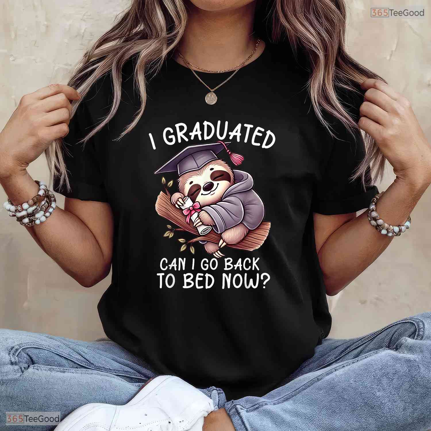 Hilarious I Graduated Can I Go Back To Bed Now Sleepy Senior Grad T-Shirt