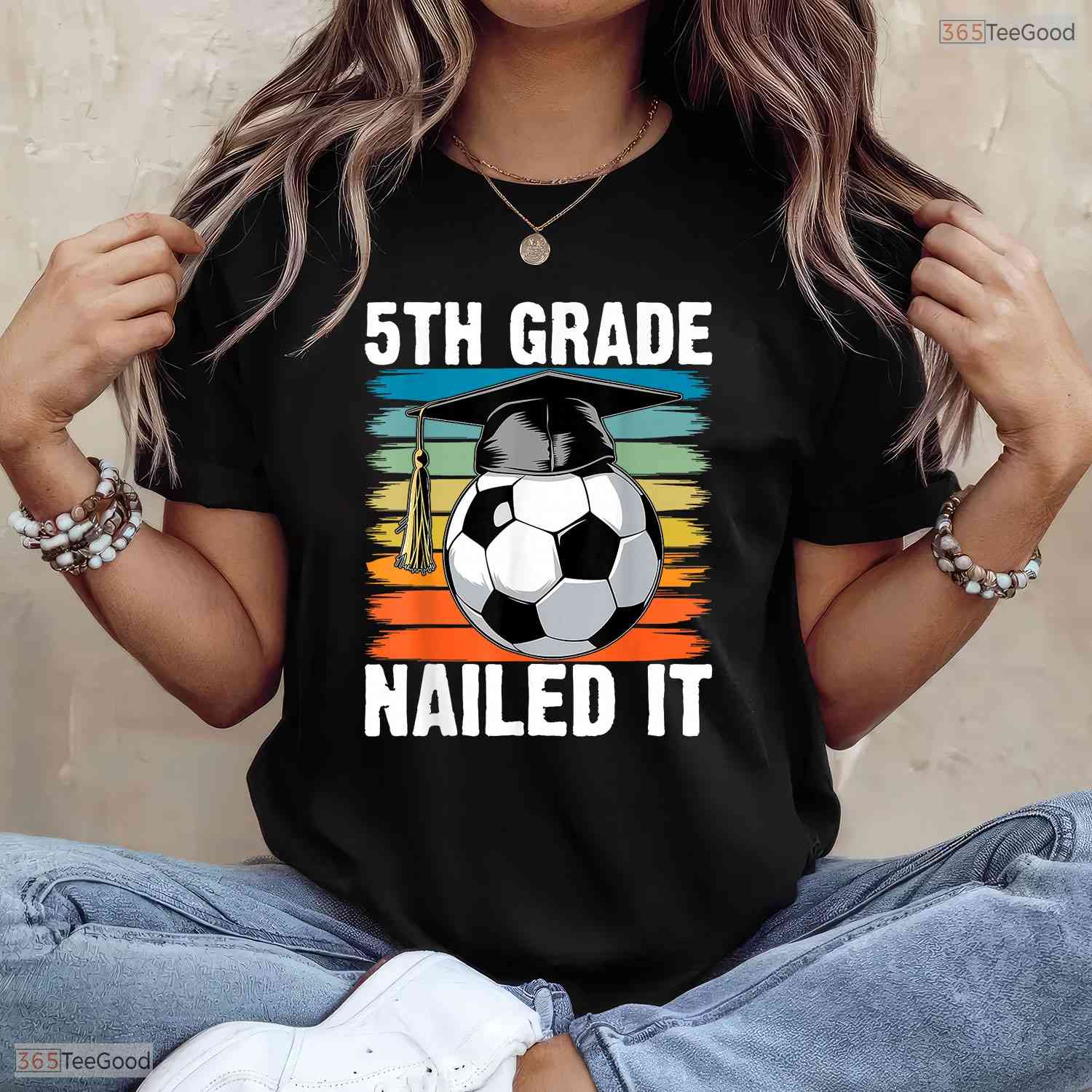 Retro 5th Grade Nailed It Soccer Ball Graduation Cap Boys Party T-Shirt