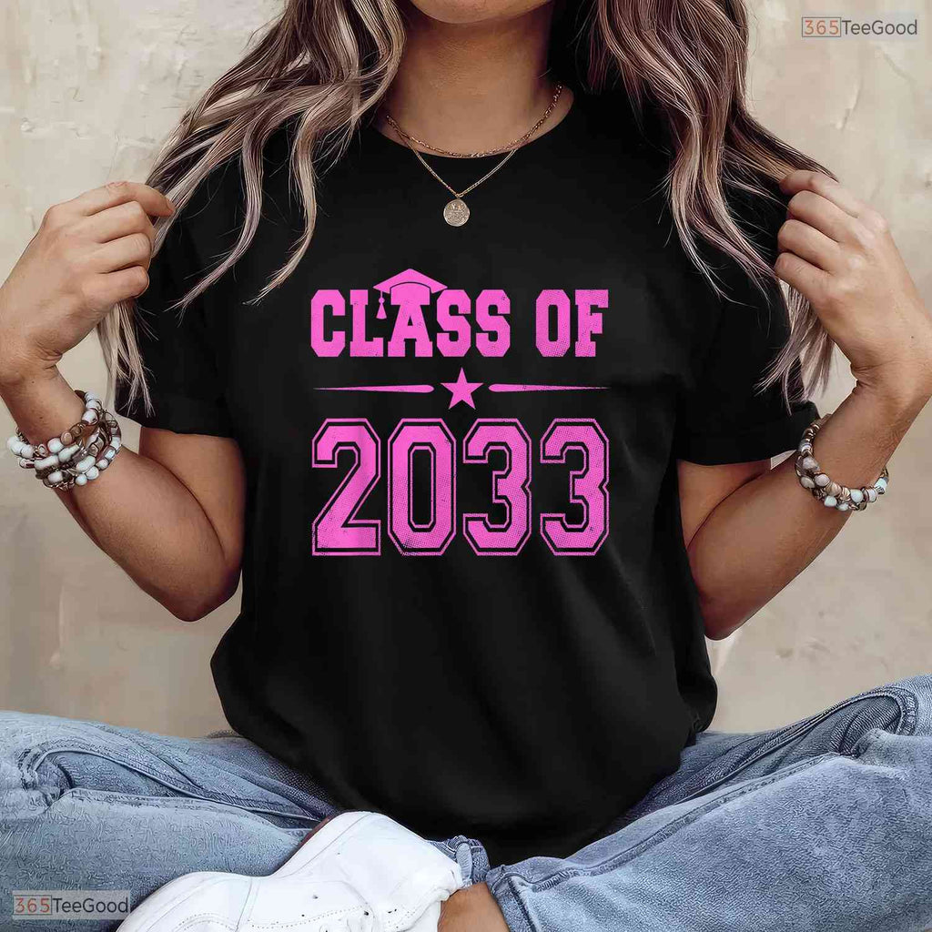 Cute Class Of 2033 Future Graduate Pink Girls School Graduation T-Shirt