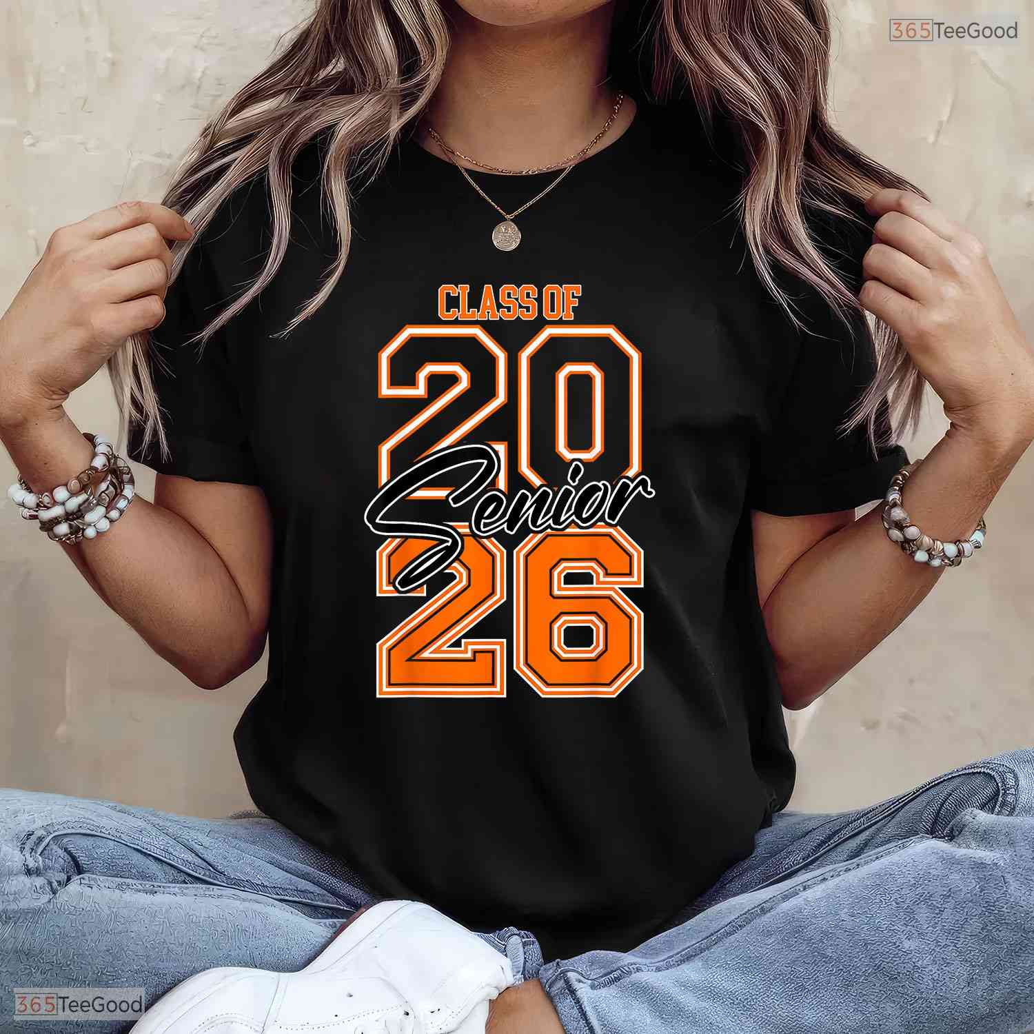 Trendy Class Of 2026 Senior Graduation Orange Vibes Retro Aesthetic T-Shirt