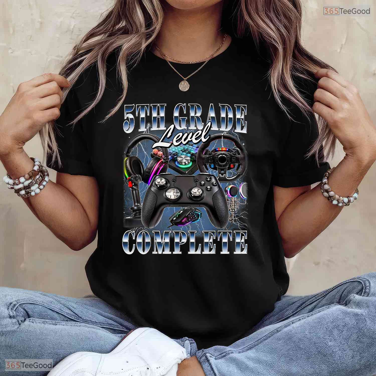 Video Gamer 5th Grade Level Complete Graduation Fifth Graders Boy Party T-Shirt