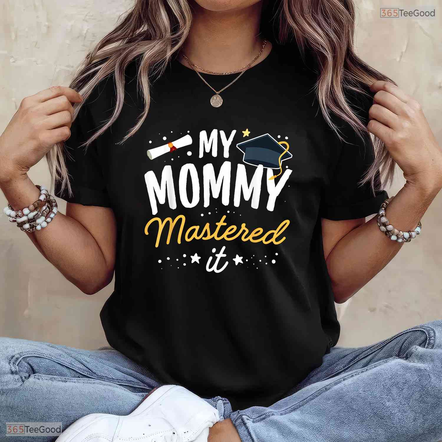 Awesome Masters Graduation Tee My Mommy Mastered It Class Of 2026 Celebration T-Shirt
