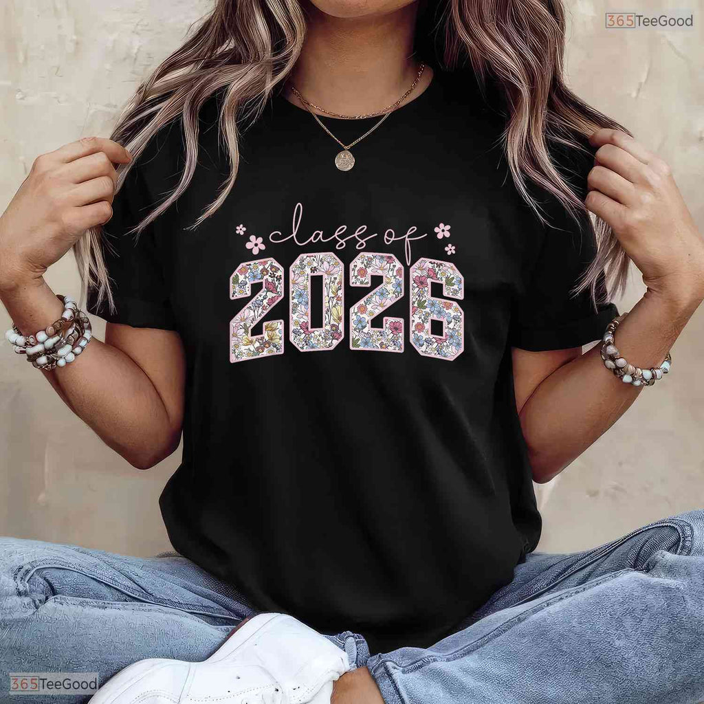 Beautiful Floral Class Of 2026 High School College Graduation Girls Aesthetic T-Shirt
