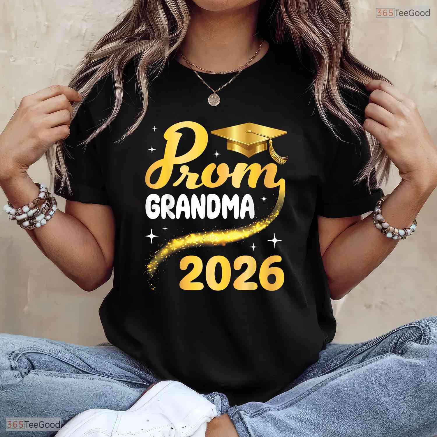 Proud Grandma Of A 2026 Senior Graduate High School Gold Cap Celebration T-Shirt