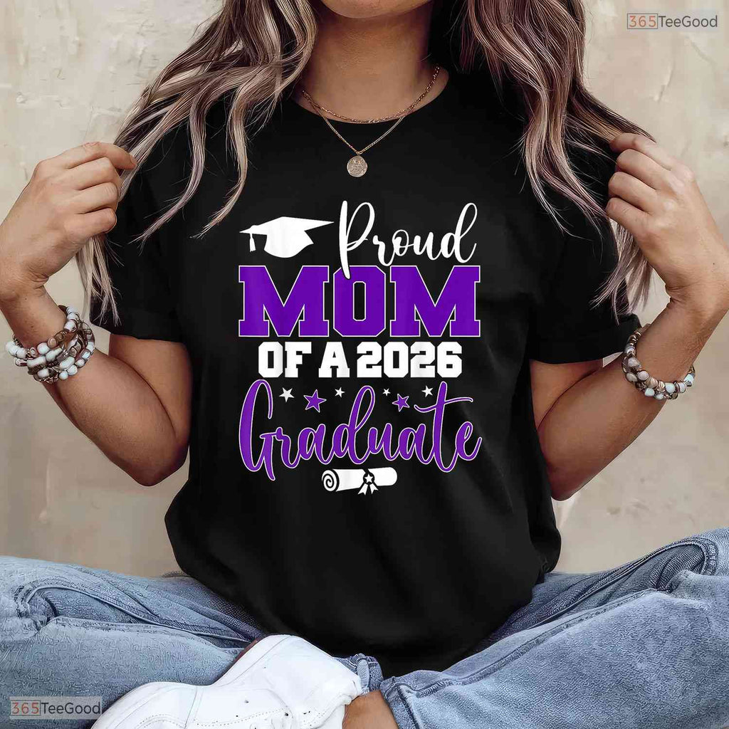 Senior Mom 2026 Proud Mother Of A Class Of 2026 Graduate Family Photo T-Shirt