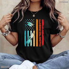 Vintage Class Of 2030 Graduation Back To School USA Flag Patriotic Youth T-Shirt