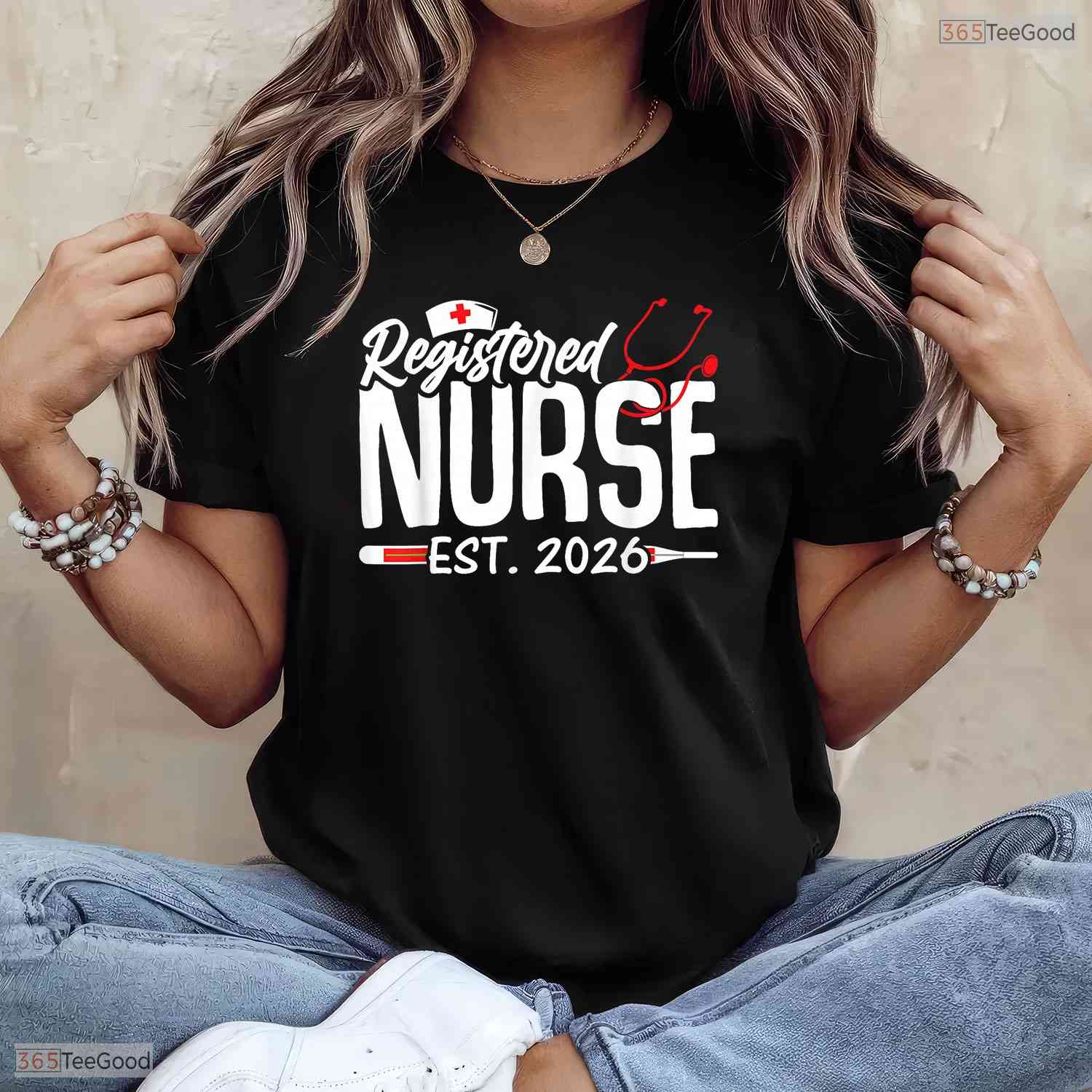 Graduate Registered Nurse Est 2026 Nursing School Medical Degree RN T-Shirt