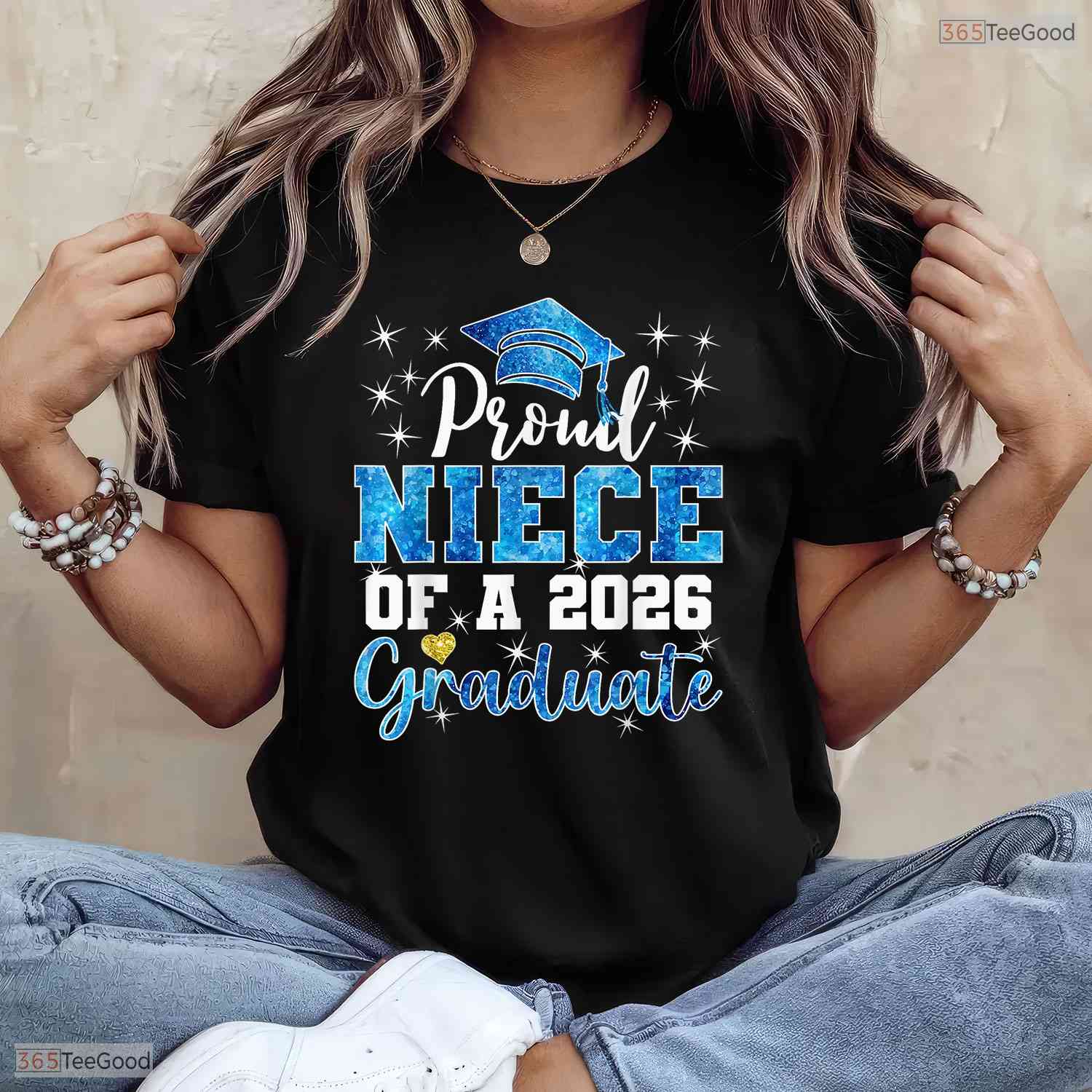 Super Proud Niece Of A 2026 Graduate High School Senior Family Party T-Shirt