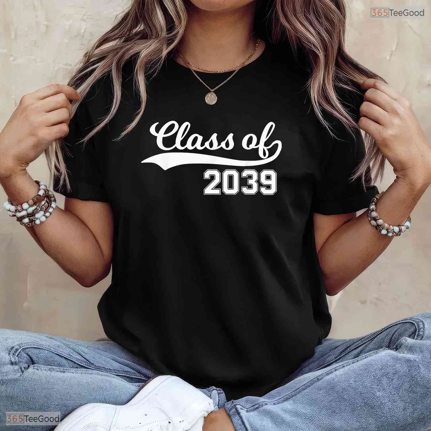 Class Of 2039 Grow With Me First Day Of School Milestone Youth Graduation Shirt