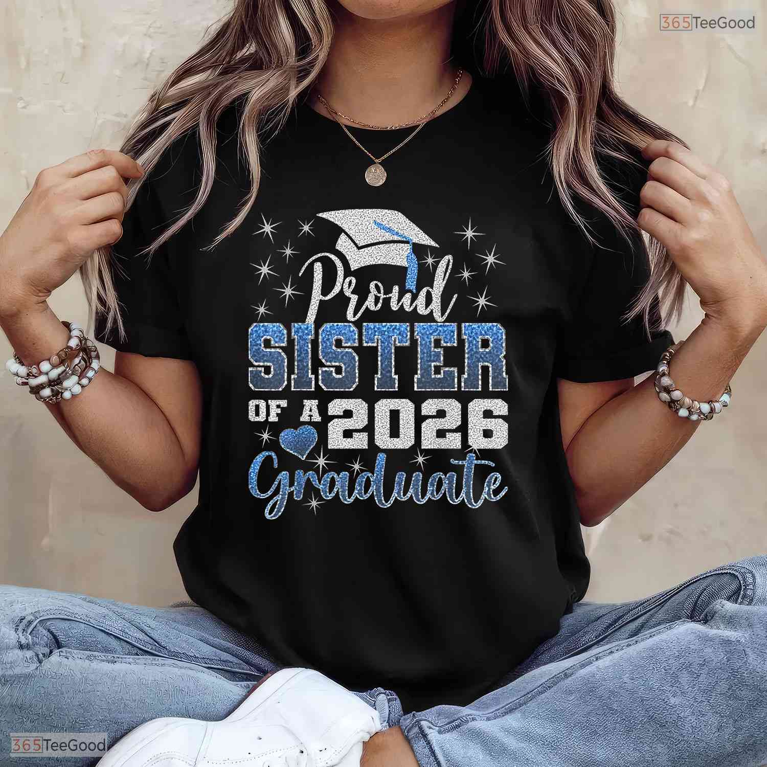 Awesome Super Proud Sister Of A 2026 Graduate Senior Graduation Family Party T-Shirt