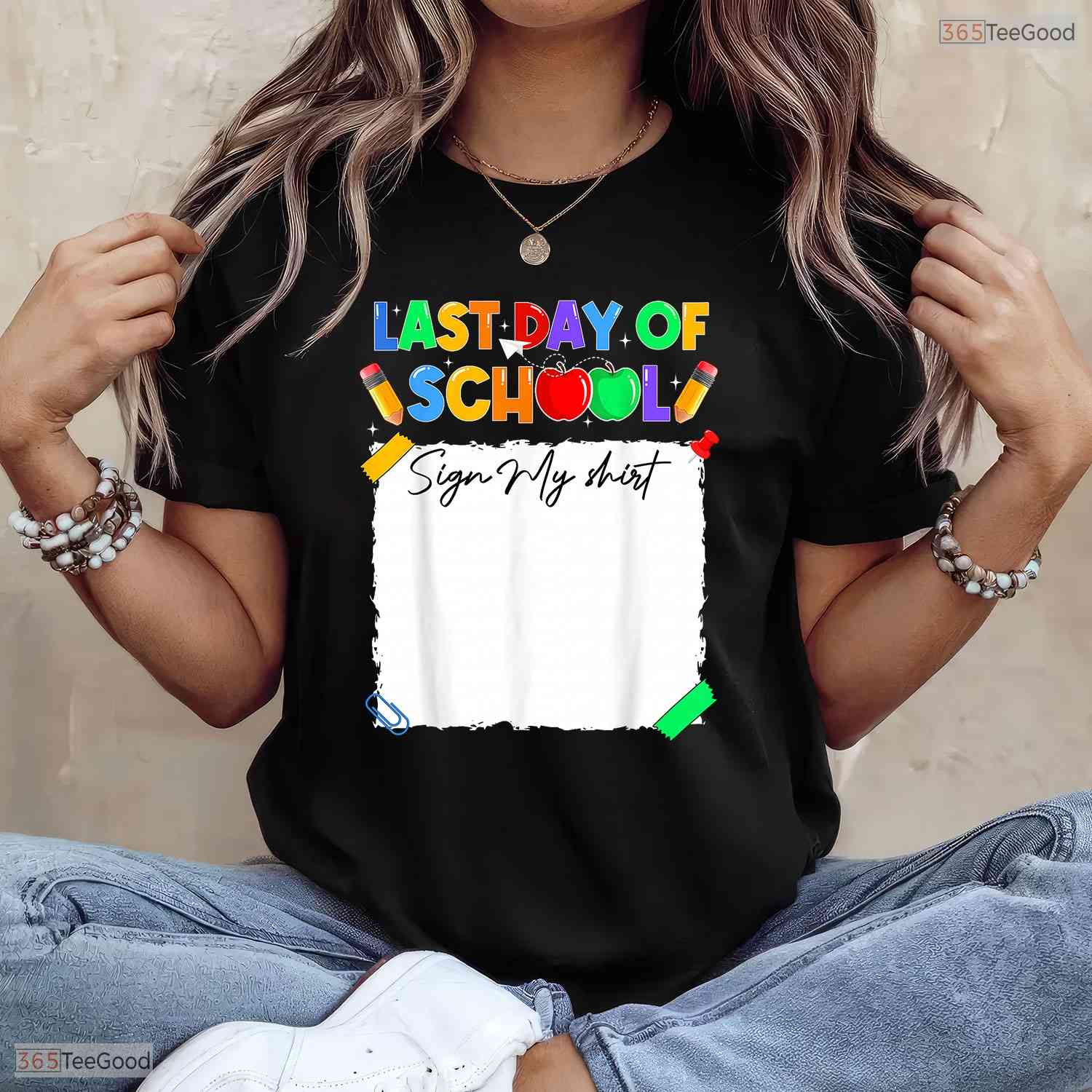 Interactive Funny Last Day Of School Sign My Shirt Autograph Graduation Memory T-Shirt