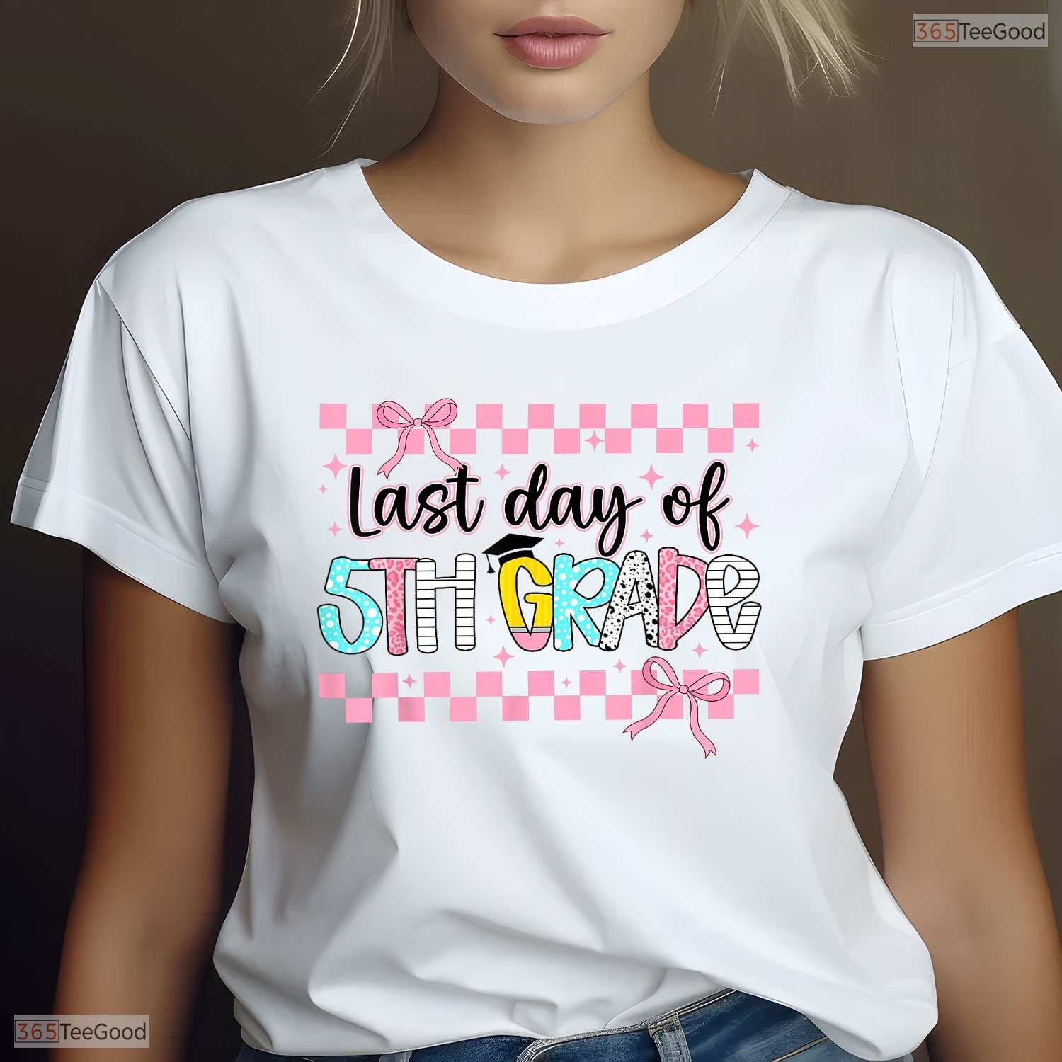 Cute Coquette Bow Last Day Of 5th Grade Graduation Elementary School Shirt