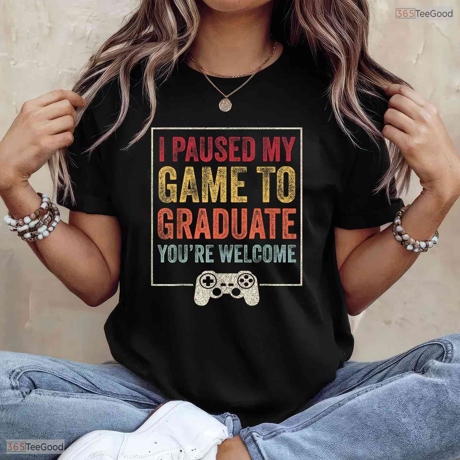 I Paused My Game To Graduate Funny Video Gamer High School Graduation T-Shirt