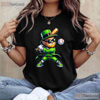 Leprechaun Playing Baseball St Patricks Day T-Shirt Sports Men Boys Tee