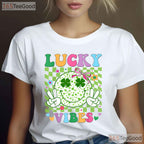 Groovy Lucky Vibes Shamrock St Patricks Day T-Shirt Retro Women Girls
