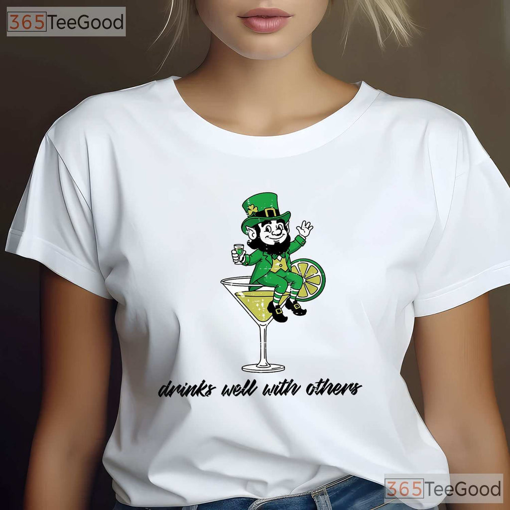 Leprechaun Drinks Well With Others St Patricks Day T-Shirt Funny Beer Party