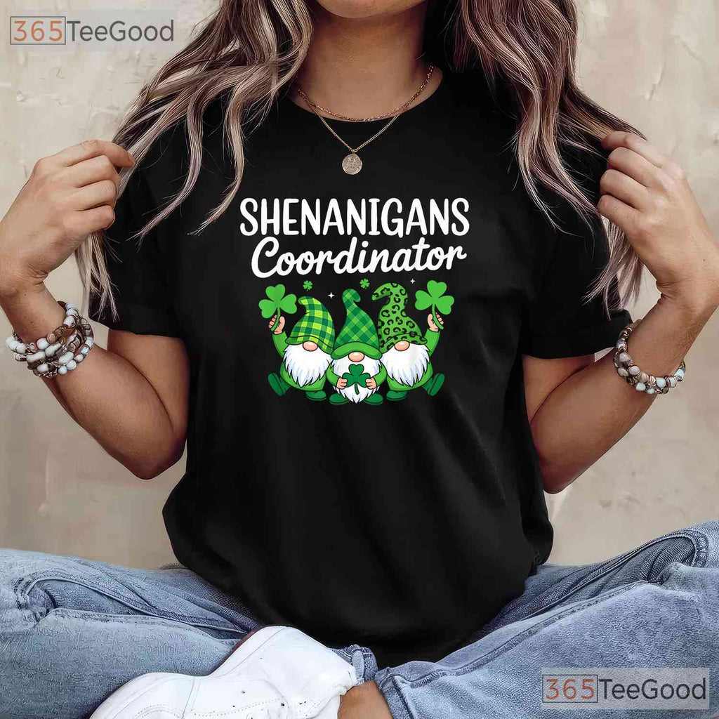 Shenanigans Coordinator Gnome St Patricks Day T-Shirt Funny Group Squad